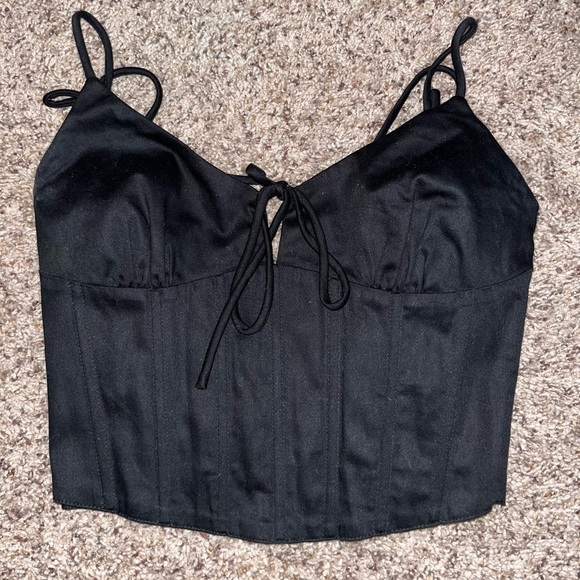 White Fox Boutique “Go All Out” Top - Picture 2 of 3